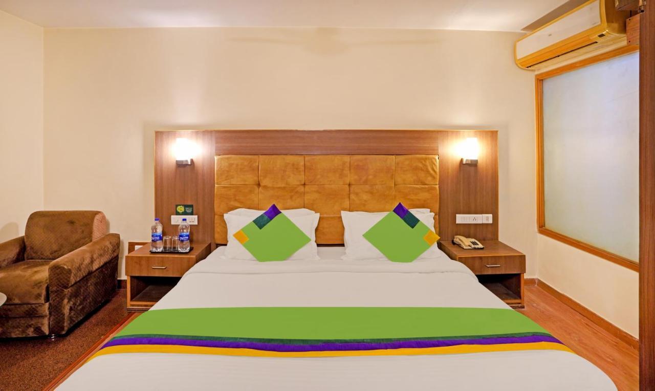 Treebo The Royal Cm, 4 Km From City Palace Jaipur Exterior foto